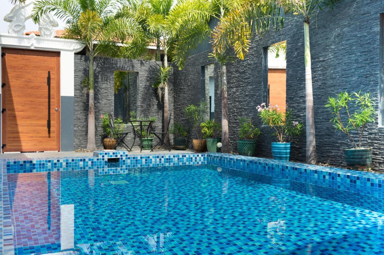 Majestic By Korawan Villa Pattaya Exterior photo