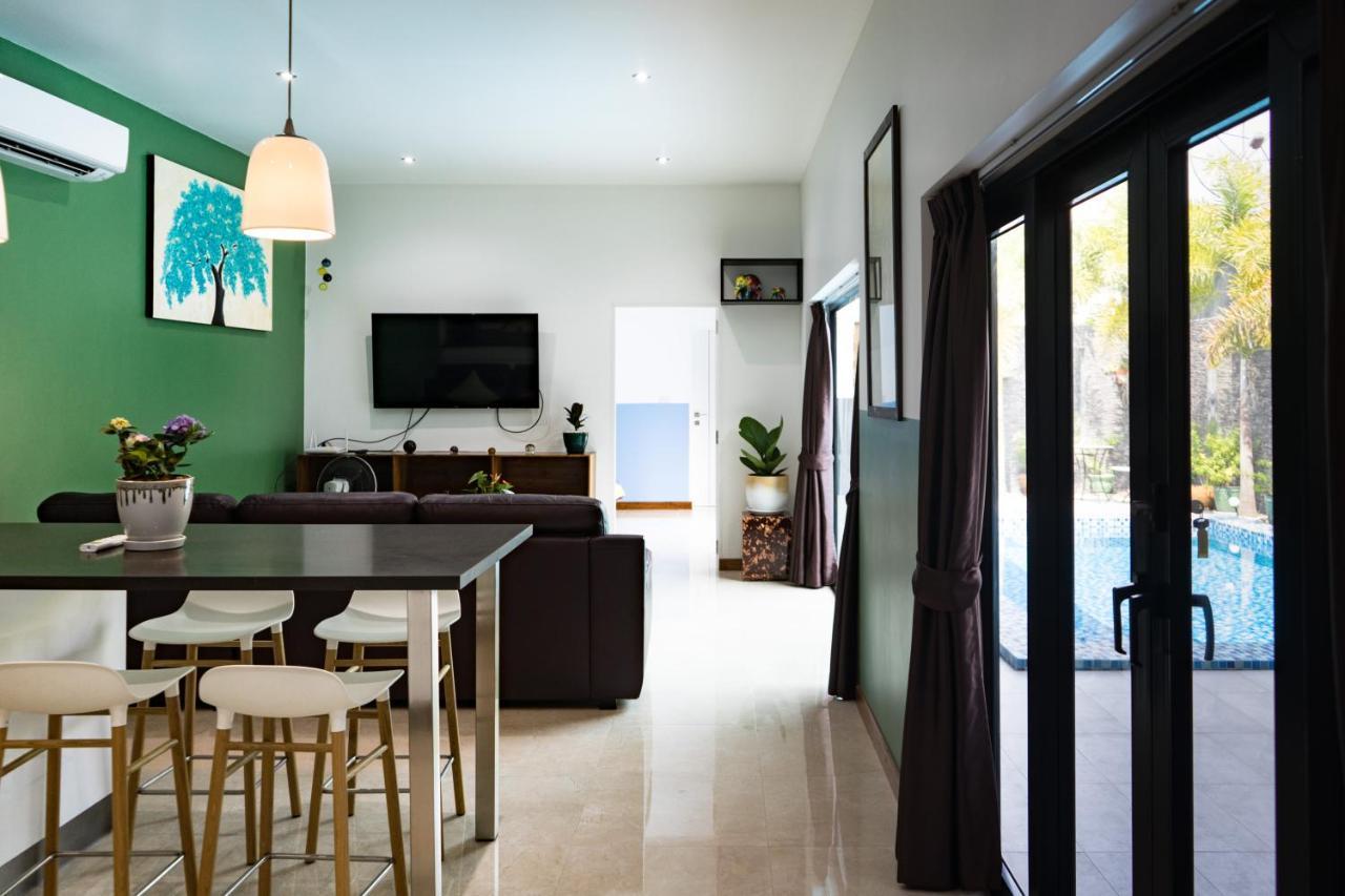 Majestic By Korawan Villa Pattaya Exterior photo