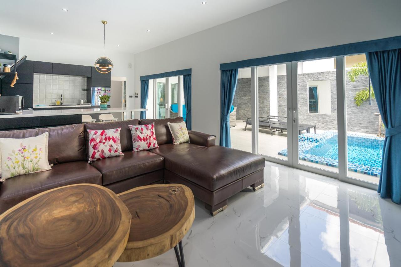 Majestic By Korawan Villa Pattaya Exterior photo
