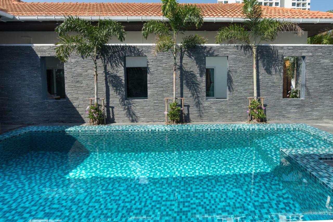 Majestic By Korawan Villa Pattaya Exterior photo